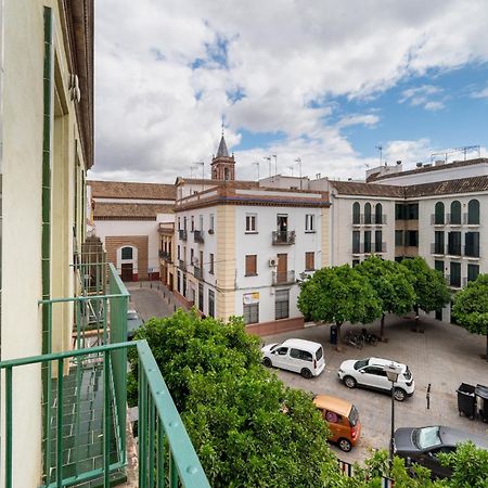 San Julian Apartment Seville Exterior photo